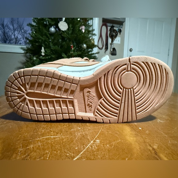 Women’s Nike Dunk Low Rose Wisper Sneakers - Picture 9 of 10